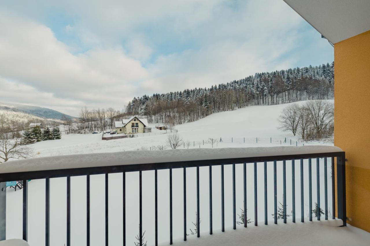 Szczyrk Ptasie Apartamenty Nowosc Z Widokiem Na Gory Bagian luar foto